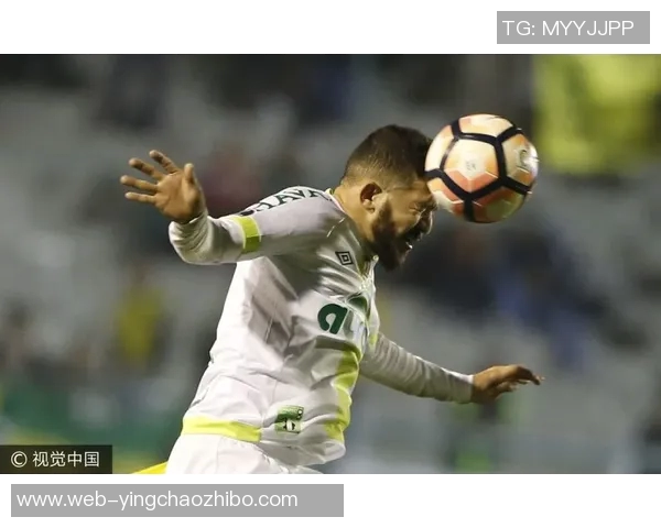 沙佩科恩斯与防卫者的激烈对决分析与战术探讨